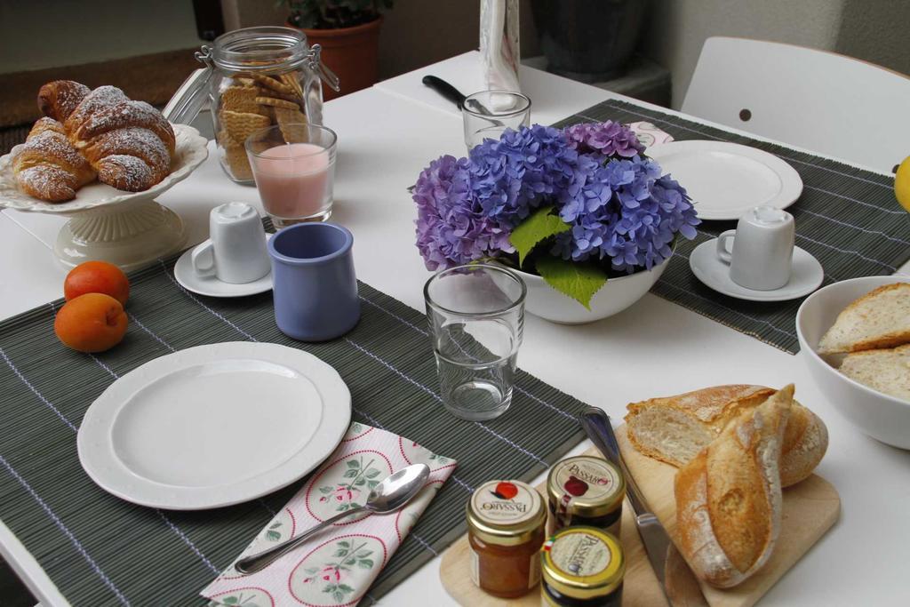 La Salvia E Il Lampone Bed & Breakfast Pove del Grappa Luaran gambar